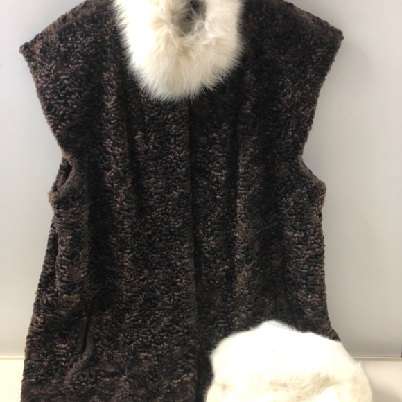 Coat - Picture 3 of 3